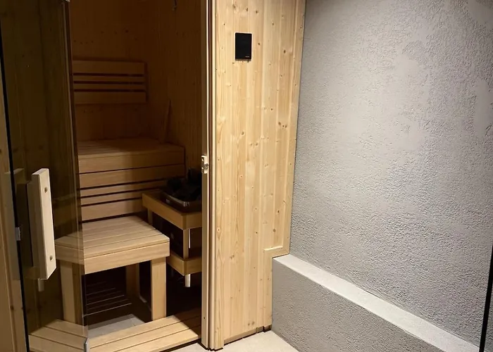 Overnight * Goltsch Jenikau